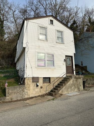 2136 Liedertafel Way, Pittsburgh, PA 15212-3255