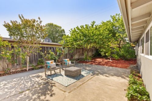 1124 Pecos Way, Sunnyvale, CA 94089-2329