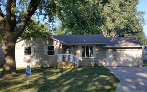 723 18th St, Nevada, IA 50201-2425