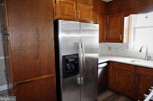 655 Baer Ave, Hanover PA  17331-2706 exterior