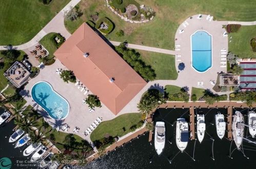 921 Spanish Cir, Delray Beach FL  33483-4769 exterior