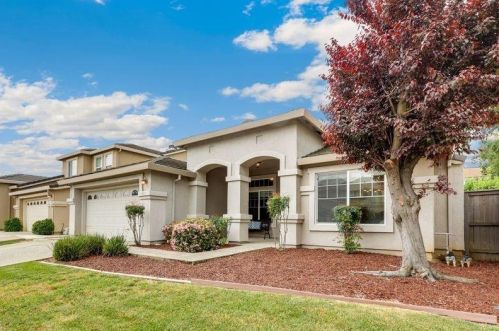 9821 Summer Glen Way, Elk Grove, CA 95757-8323