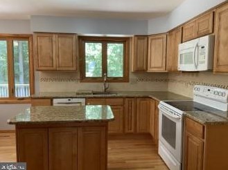 176 Fairhill Dr, Wilmington DE  19808-4309 exterior