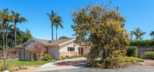 1079 Hymettus Ave, Encinitas CA  92024-1741 exterior