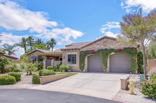 81075 Falling Leaf Ct, Indio CA  92201-8482 exterior