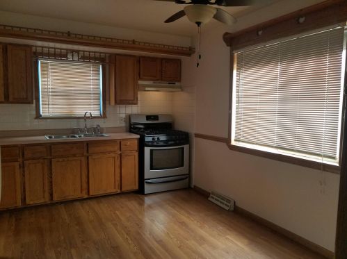 6639 59 Ave, Kenosha WI 53142-1211 exterior