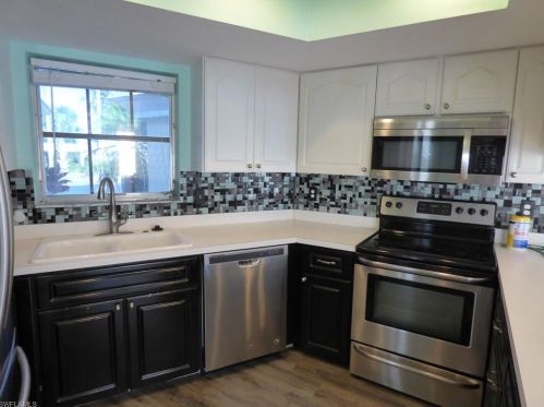 2 Plz Ct, Lehigh Acres FL exterior