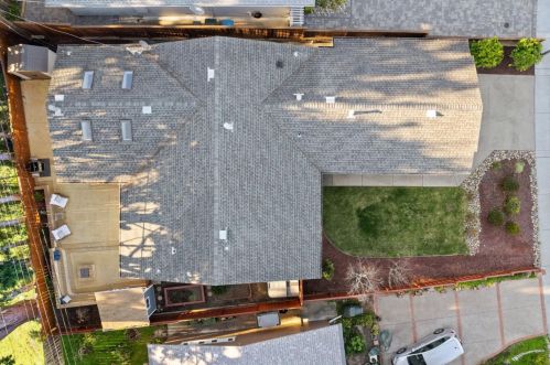 1920 Claremont Dr, San Bruno CA  94066-2716 exterior