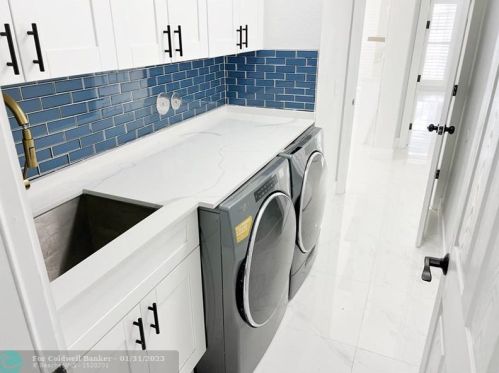 3591 177th Ave, Hollywood FL  33029-1666 exterior