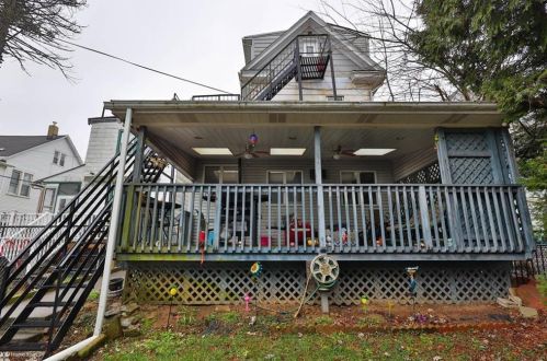 1337 Washington St, Easton PA  18042-4764 exterior