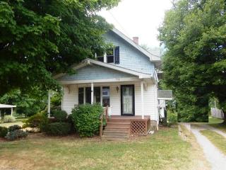 710 Main St, Wadsworth, OH 44281-1308