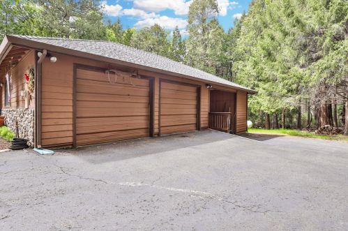 2760 Barrett Pass Rd, Pacific House, CA 95726-9314
