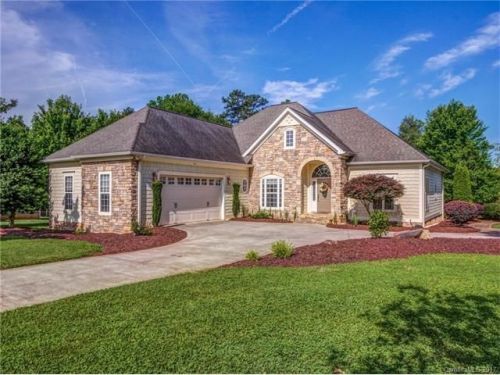 114 Leah Ln, Bells Cross Roads, NC 28166-7672