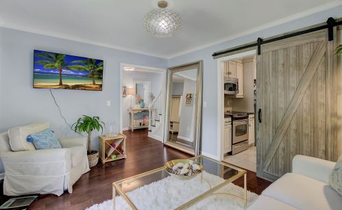 963 Governors Ct, Mount Pleasant SC  29464-9257 exterior