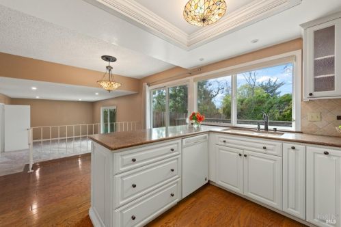 527 San Juan St, Santa Rosa CA  95409-2802 exterior