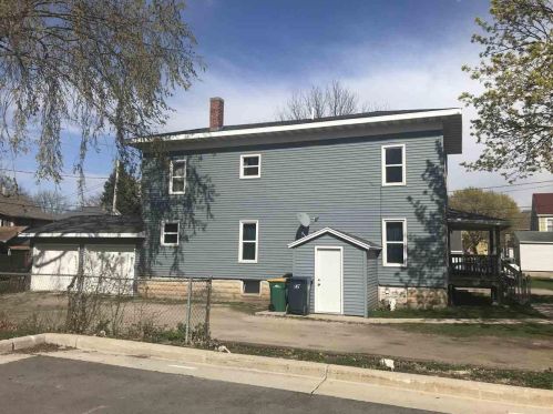 165 1st St, Fond Du Lac, WI 54935-4150