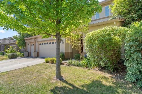 10040 Wild Orchid Way, Elk Grove CA  95757-4345 exterior