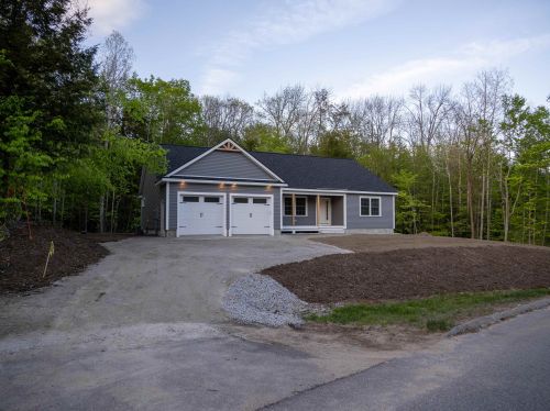 969 Grandview Rd, Albany NH  03818-7125 exterior