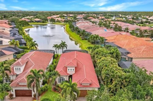 5950 Hammock Isles Cir, Naples, FL 34119-4649