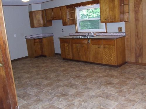 58 Madison Rd, London, OH 43140-1445