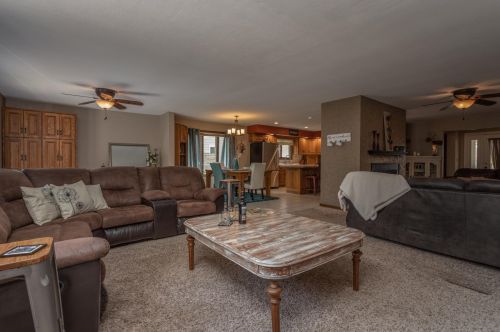 1213 Lark St, Alex MN 56308-2312 exterior