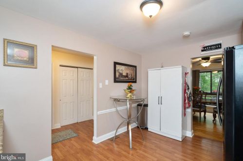 16 Sandybrae Ct, Wilmington DE  19808-3504 exterior