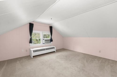 17 Widmer Rd, New Hamburg NY  12590-3019 exterior
