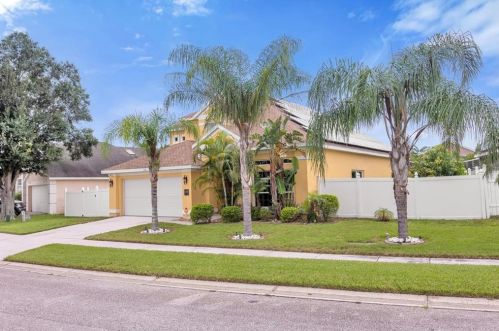 418 Riggs Cir, Davenport FL 33897-6007 exterior