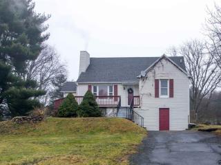 221 Dewitt Mills Rd, Hurley, NY 12443-6218