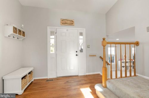 816 Anne St, Leesburg VA  20175-3426 exterior