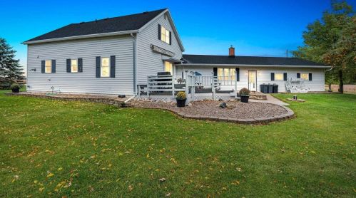 4819 County Road Bb, Two Rivers, WI 54241-9526