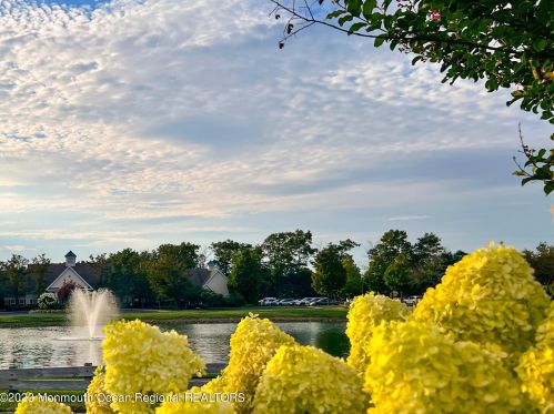 205 Skyline Dr, Lakewood NJ  08701-5740 exterior