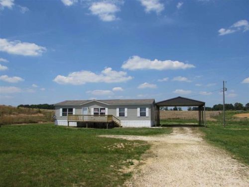 371 State Route 22a, Luray, TN 38352-3300