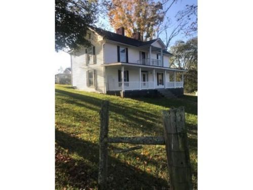 6390 Old Stage Rd, Chucky, TN 37641-5106