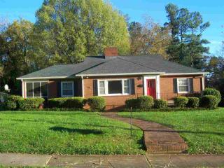 909 College Dr, Gaffney SC  29340-3705 exterior