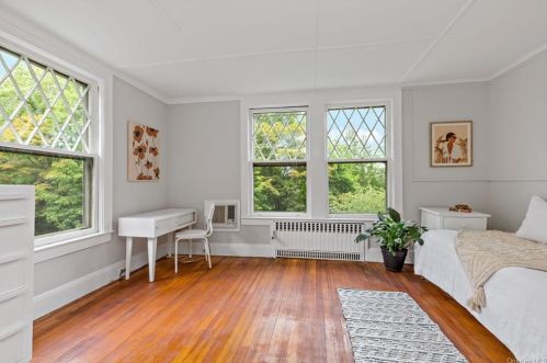 365 Elm Rd, Briarcliff NY  10510-2207 exterior