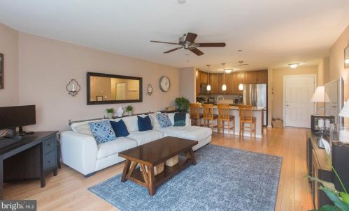 3940 Ashland Dr, Harleysville, PA 19438-2871