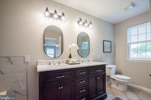 1954 Old Kirkwood Rd, Bear DE  19701-2235 exterior