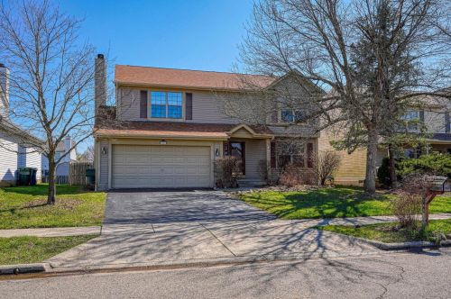 2148 Dunkeld Dr, Darbydale, OH 43123-1022