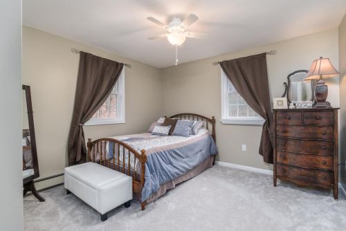 45 Langan Dr, Goffstown NH  03045-2703 exterior