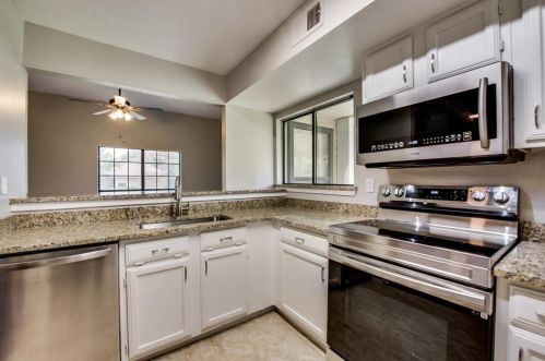 443 Pogue St, Cedar Hill TX 75104-9059 exterior