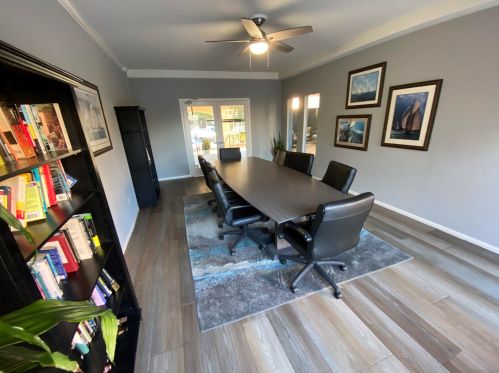 1021 Scott St, San Diego CA 92106-3048 exterior