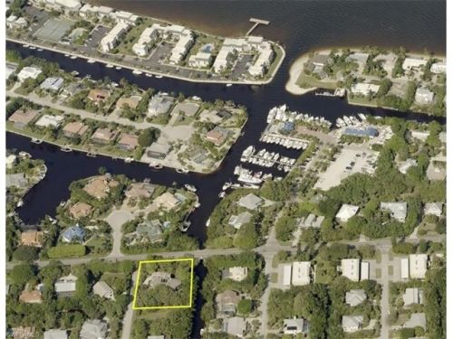 655 Anchor Dr, Sanibel, FL 33957-4901