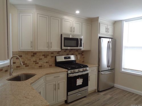 1833 Wallace Ave, Bronx, NY 10462-3601