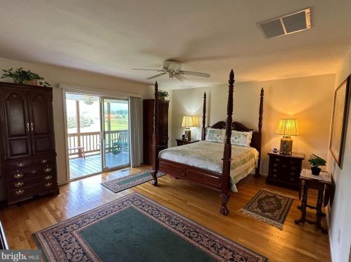 803 Hook Hill Rd, Richmond National Battlefiel VA  22835-3505 exterior