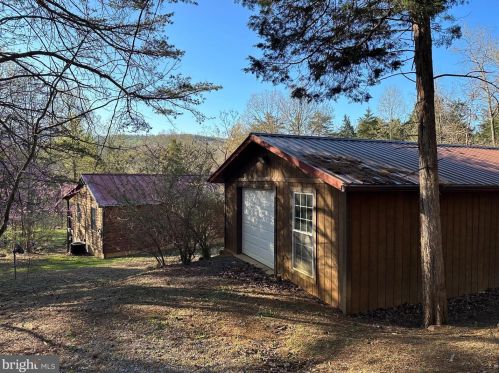 6319 Page Valley Rd, Richmond National Battlefiel VA  22835-7612 exterior