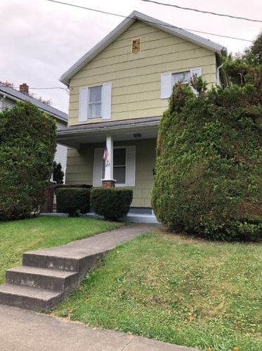 455 Mcconnell St, Grove City, PA 16127-1743