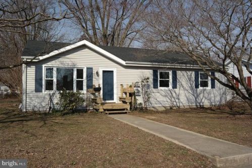212 Bridgeham Ave, Slaughter Beach, DE 19963-2624