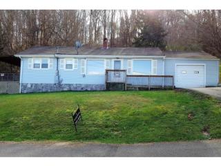 5921 Mustang Dr, Kingsport, TN 37664-4655