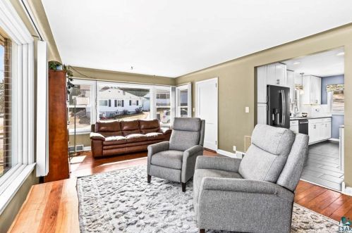 801 Skyline Pkwy, Duluth MN  55805-1149 exterior
